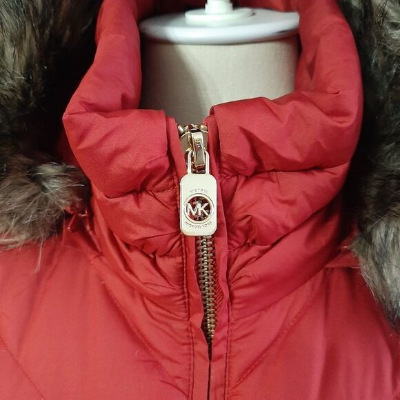 Michael Kors Faux Fur Trim Chevron Quilted Down Coat Size Large - Picture 5 of 9